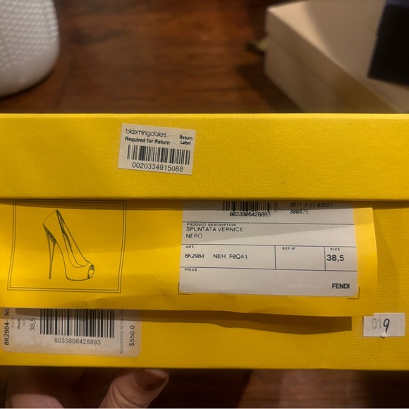 Authentic Fendi Black Patent Leather Spuntata Vernice Peep Toe Platform Pumps - Picture 8 of 8